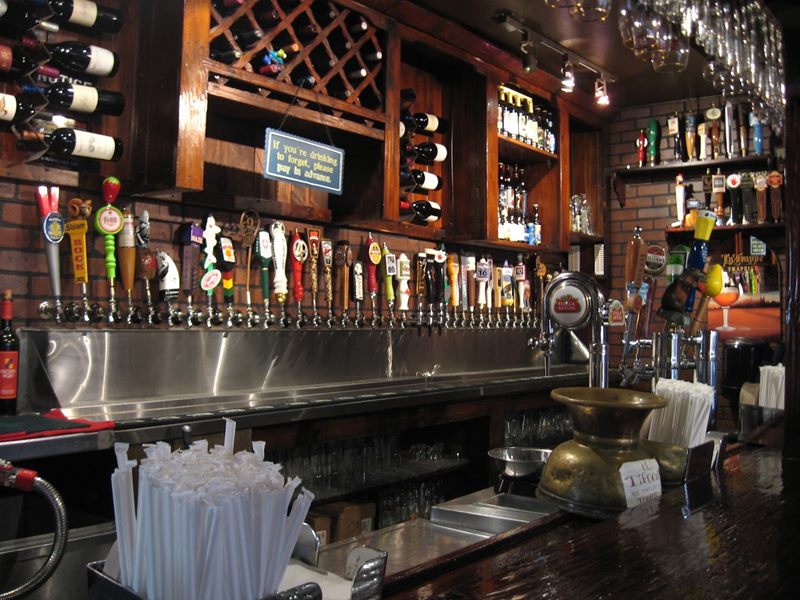 Roosevelt's at 7 interior