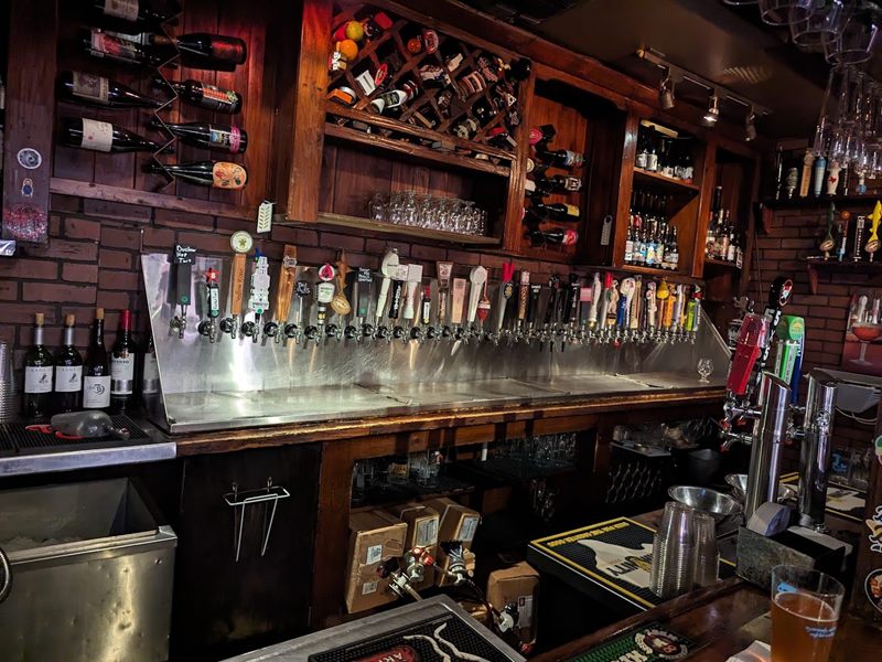 Roosevelt's at 7 interior
